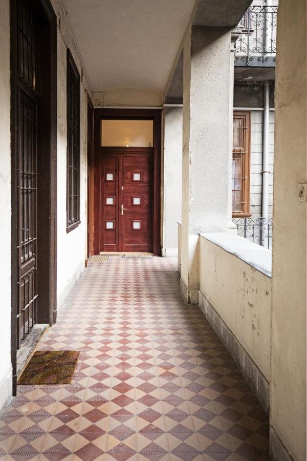 A54: Charming Apartment In The Ruin Bar District Budapest Exterior photo